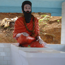 Meditation at Thirumoolar Samadhi, The Nilgiris