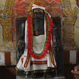 Poosari Ayyan Jeeva Samadhi, Perundurai